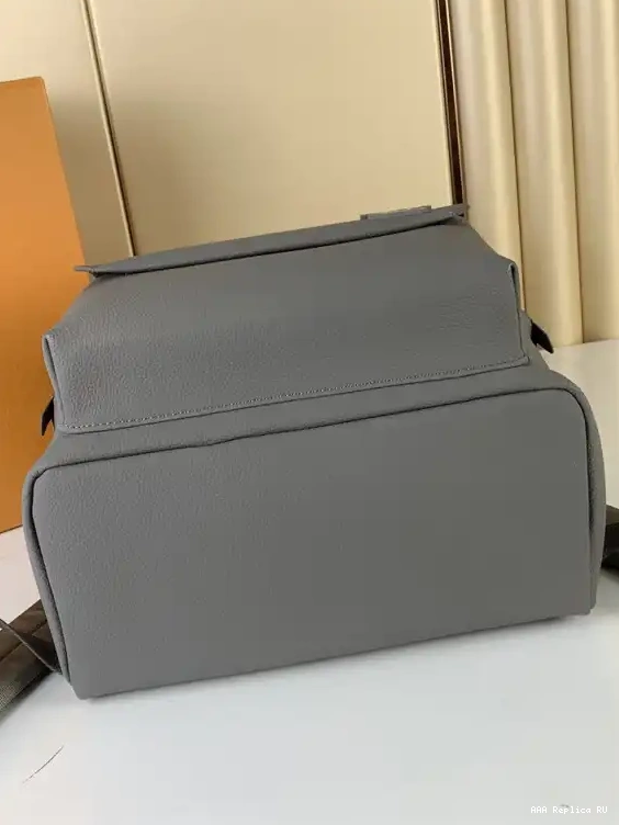 Aaa replica ru VUITTON TAKEOFF BACKPACK LOUIS 0524